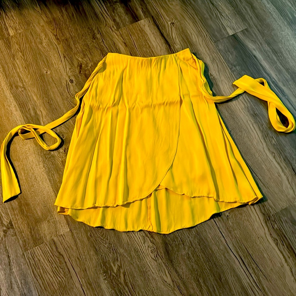 Ann Taylor yellow skirt